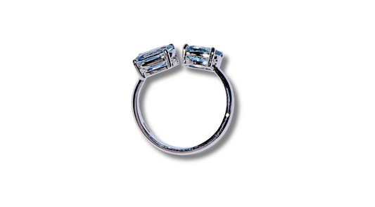 18K Aquamarine White Gold Ring